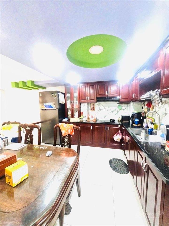 Nhà đẹp hẻm to 7m phú thọ hoà, tphú giá hấp dẫn 7,9ty 67m2(4x17m) 4 tầng/5pn, oto ngủ trong nhà.