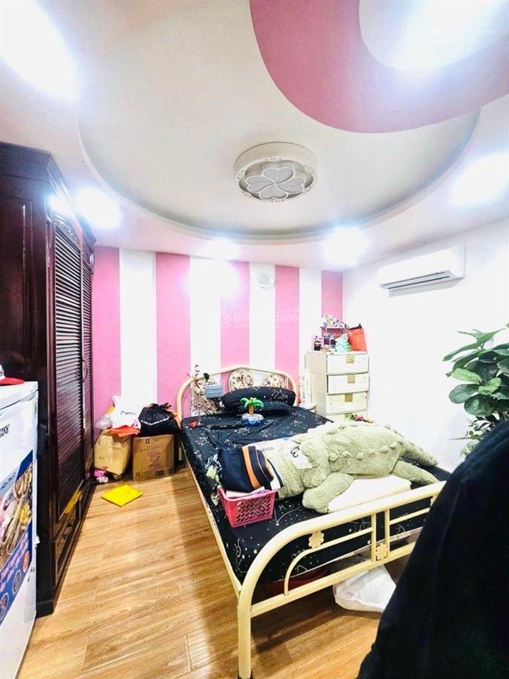 Nhà đẹp hẻm to 7m phú thọ hoà, tphú giá hấp dẫn 7,9ty 67m2(4x17m) 4 tầng/5pn, oto ngủ trong nhà.