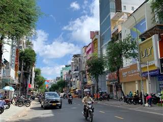 Khuôn đất đẹp kèm biệt thự 600m , giữa lòng sài gòn, giá chỉ 160 tỷ