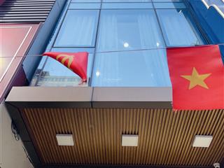 Mặt phố cầu giấy sau là mặt ngõ 50m 6 tầng thang máy 8 phòng ngủ kinh doanh sầm uất