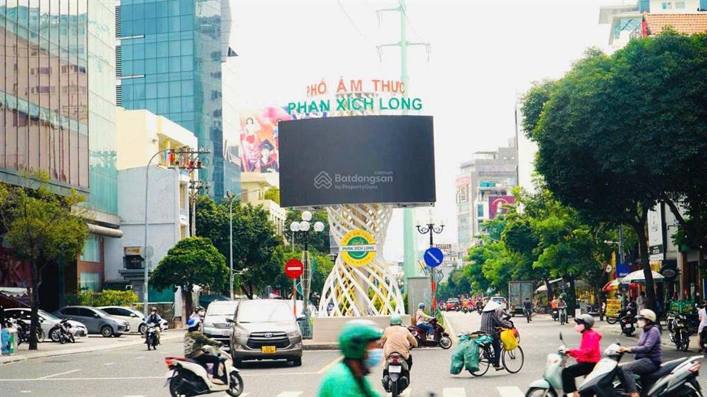 Lời ngay 25 tỷ. 85 về 60 tỷ, mặt tiền 12m phan xích long, 12x25m, cn 275m2. hầm 7 tầng .hdt 250tr