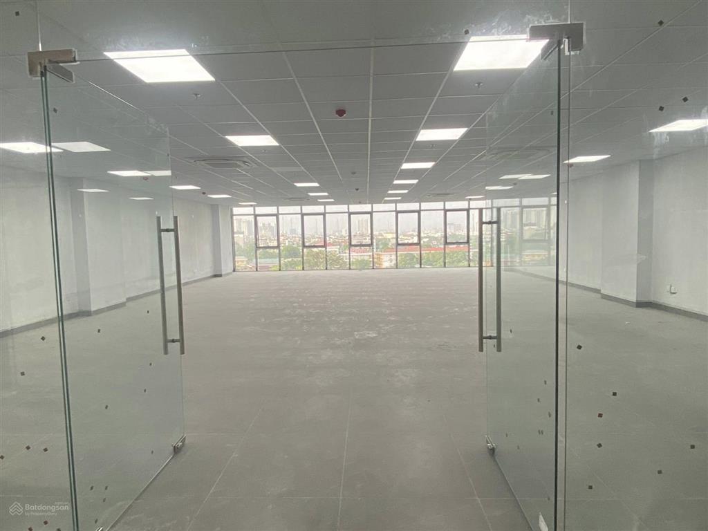 Cho thuê văn phòng yên xá, thanh trì dt 250m2 giá 27 triệu/tháng