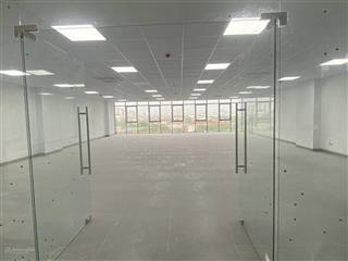 Cho thuê văn phòng yên xá, tân triều, thanh trì. dt 250m2, giá chỉ 27 triệu/tháng