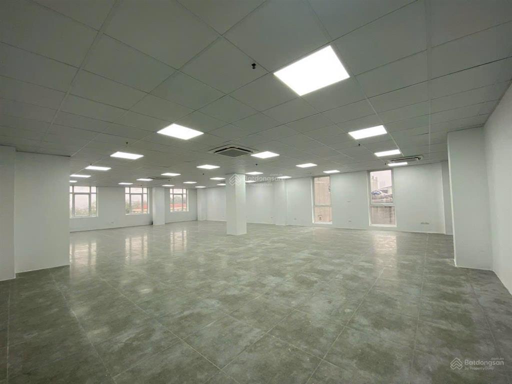 Cho thuê văn phòng cầu diễn, bắc từ liêm dt 400m2 giá 65 triệu/tháng (có cắt nhỏ diện tích)