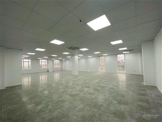 Cho thuê văn phòng cầu diễn, bắc từ liêm dt 400m2 giá 65 triệu/tháng (có cắt nhỏ diện tích)