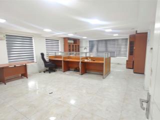 Cho thuê văn phòng lạc long quân, tây hồ dt 300m2 giá 50 triệu/tháng