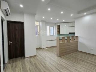 Chính chủ bán gâp chcc khu nam trung yên dtsd 70m giá 6,1t tầng trung. full nội thất nhà đẹp ở ngay