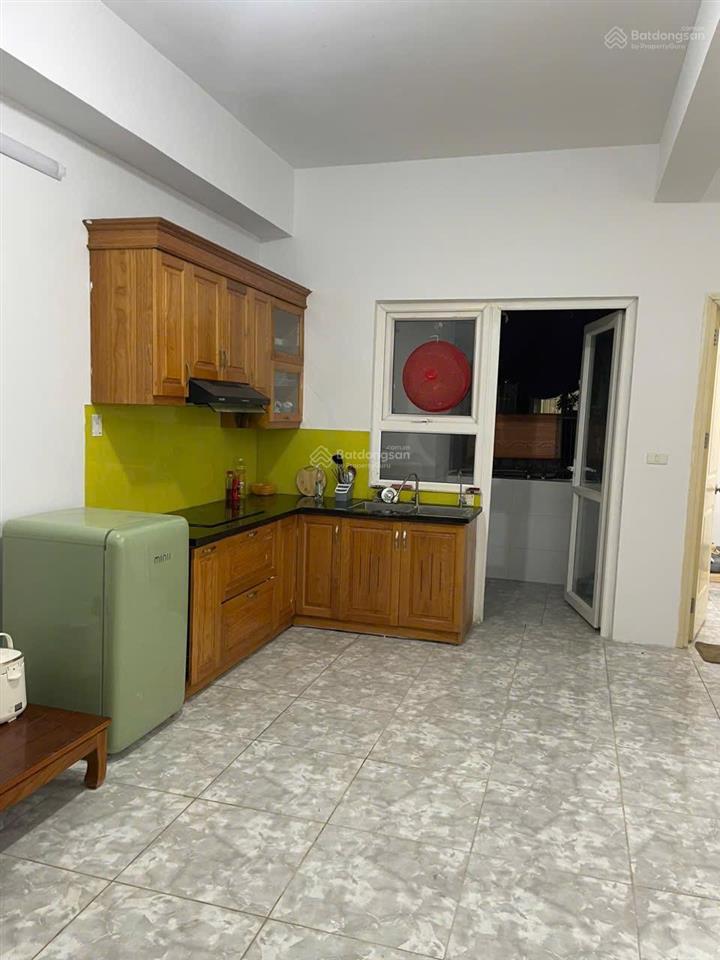 Bán căn hộ chung cư 2pn, 1wc nhà chuyển xuống mặt đất , bán nhanh cho khách thiện chí.