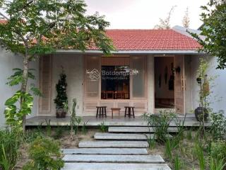 Bán đất tặng nhà tây hồ 185 m2  chính chủ  giá siêu hời 46,9 tỷ