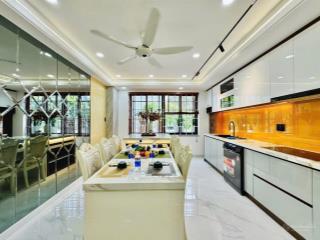 Bán bt thanh xuân 168m2 view hồ triệu đô giá cắt lỗ 49,9 tỷ