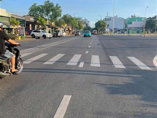 Bán đất 200x215m giá 1,2 triệu/m2 Phú Giáo, Bình Dương