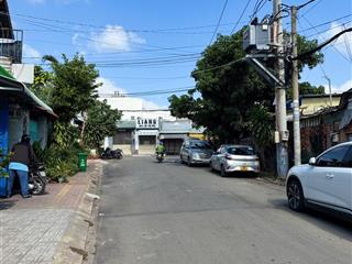 Bán lô đất hxh đường 385 ngay đại học tài chính marketing