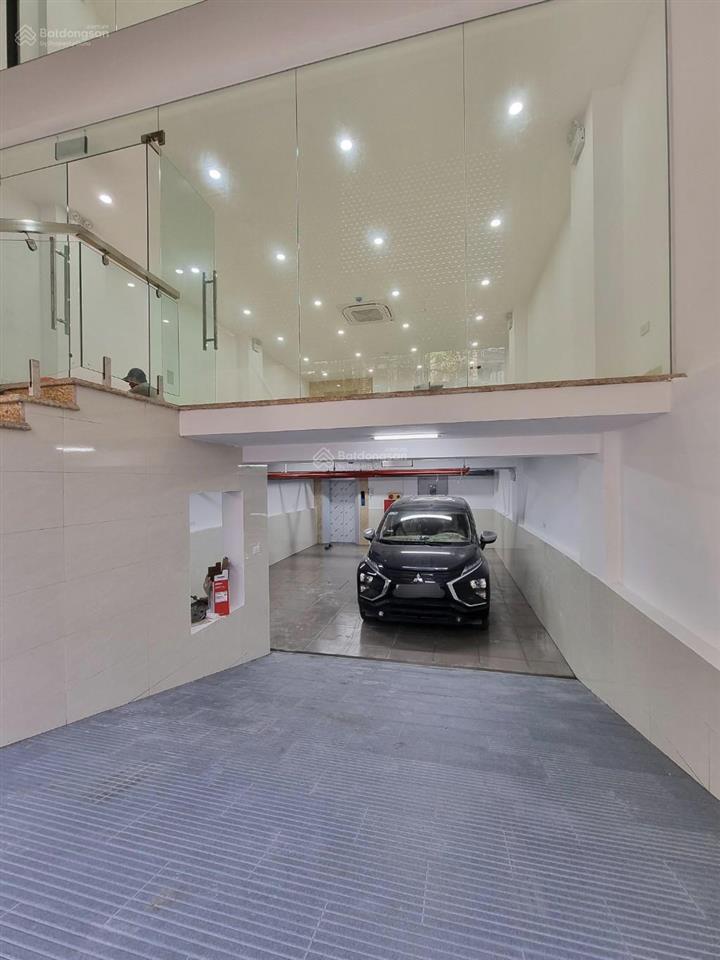 Bán nhà mặt phố hoàng văn thái, 58 tỷ, 100m2, 9 tầng đẹp xuất sắc