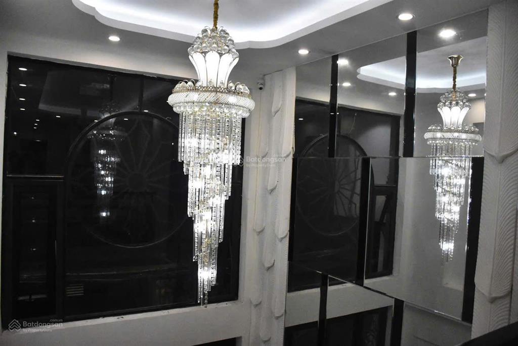 Nhà phố an xá 61m2, 6 tầng thanh máy  ô tô tải qua nhà  cách ô tô tránh dưng đỗ ngày đêm 15m