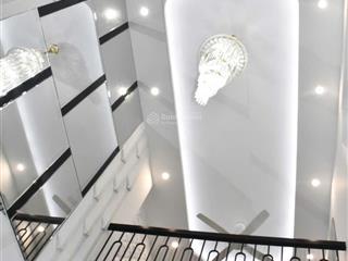 Nhà phố an xá 61m2, 6 tầng thanh máy  ô tô tải qua nhà  cách ô tô tránh dưng đỗ ngày đêm 15m