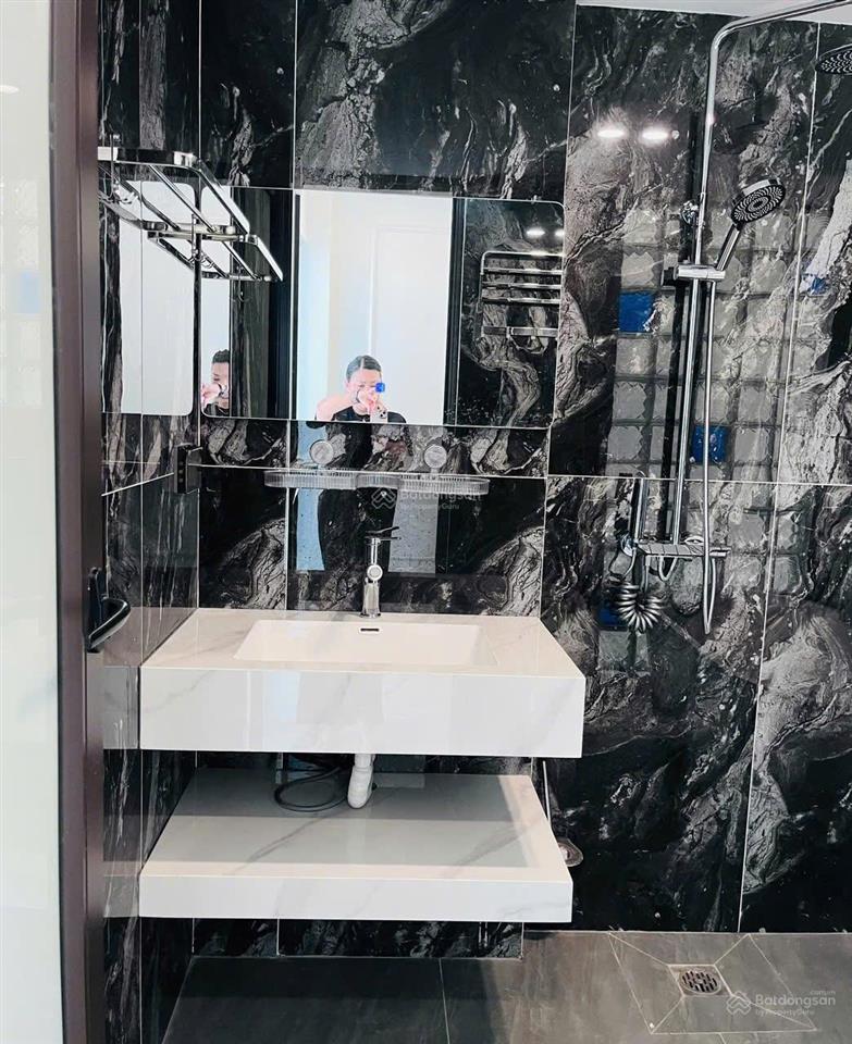 Nhà phố an xá 61m2, 6 tầng thanh máy  ô tô tải qua nhà  cách ô tô tránh dưng đỗ ngày đêm 15m