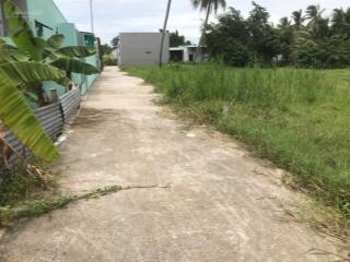 Cần tiền bán gấp lô đất 920m2. nở hậu đẹp. xe hơi vào. giá nào cũng bán