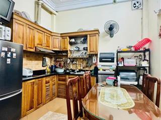 Bán nhà dịch vọng  cầu giấy  nhà đẹp dân xây  vị trí trung tâm  35m2, hơn 7 tỷ