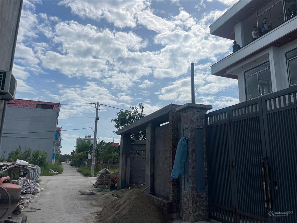 Chính chủ bán lô đất tử đô, thụy sơn, thái thụy  đường ô tô tránh nhau, sổ đỏ trao trao tay