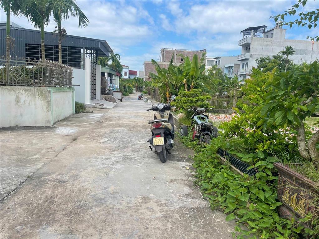 Chính chủ bán lô đất tử đô, thụy sơn, thái thụy  đường ô tô tránh nhau, sổ đỏ trao trao tay