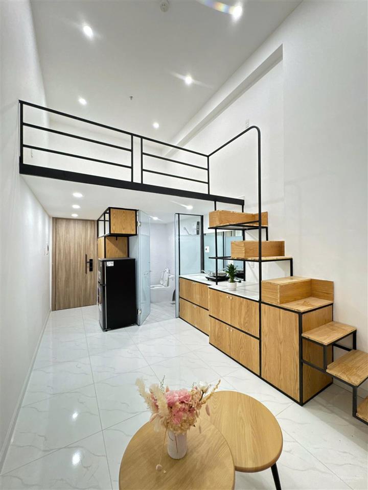 Căn hộ dịch vụ full nt gác cao hơn 2m sát bên đh ufm, kcx tân thuận, cầu tân thuận