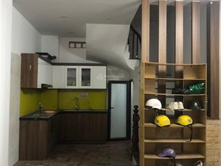 Bán nhà riêng tứ liên, 8 tỷ, 30 m2, 5 tầng, 3pn, 4wc, pháp lý đầy đủ, giá cực chất