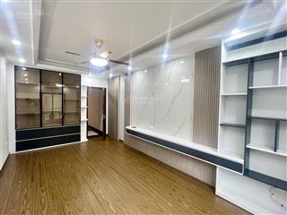 Bán nhà riêng tại đường ngọc hồi, 9,5 tỷ, 45m2 x5 tầng, thang máy, ô tô tránh