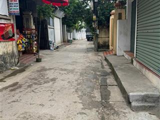 Bán đất tại xã nhị khê, 4,65 tỷ, 40 m2 mt 4 m , trục chính kinh doanh , ô tô tránh