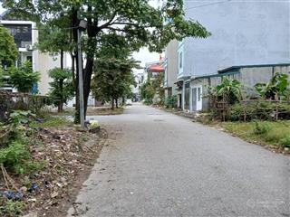 Bán gấp đất tđc tại lạc thị, ngọc hồi, 8,3 tỷ, 40m2 , mt 3,6 m , vỉa hè , ô tô tránh nhau