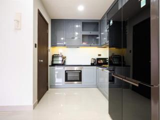 Cần bán căn hộ saigon royal dt 86m2, 2 phòng ngủ, 2wc, view sông bitexco, giá 10,8 tỷ nhà đẹp