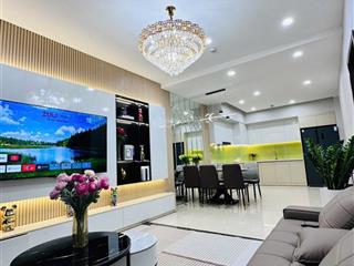 Cần tiền bán gấp căn 3 phòng ngủ toà hpc landmark