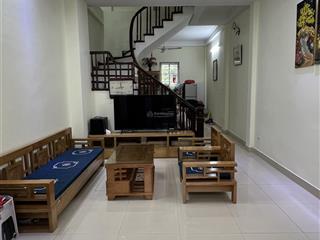 Chính chủ bán nhà dân xây ngõ 193 phố cầu cốc 52m2 4 tầng ô tô đỗ cổng giá chỉ 6 tỷ có thương lương