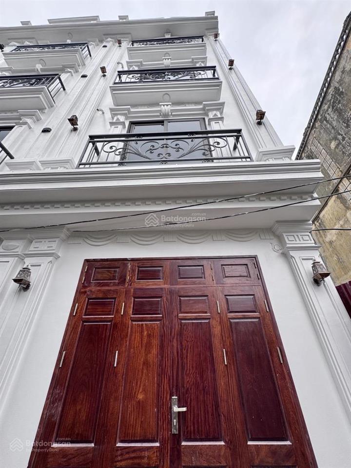 Siêu phẩm hoa thám la phù 38m2 4 tầng lừng lững ô tô đỗ cửa giá chỉ 4,5 tỷ có thương lượng.