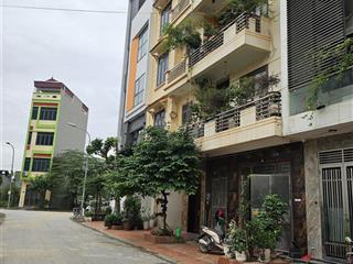 Tôi cần bán căn hộ dịch vụ  11 phòng  dòng tiền 40tr/ tháng  yên nghĩa  hà đông.