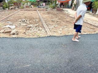Chính chủ cần bán lô đất tài chính thấp vị trí siêu đẹp sau 1nhà mặt đg tl361 cách chợtân phong200m