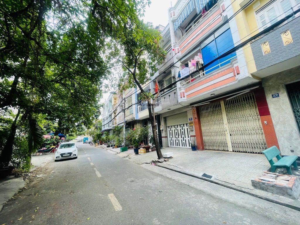 Bán đất vip tên lửa  mt đường 10m (4.5 x 23m)  view công viên chỉ 10 tỷ(tl) shr