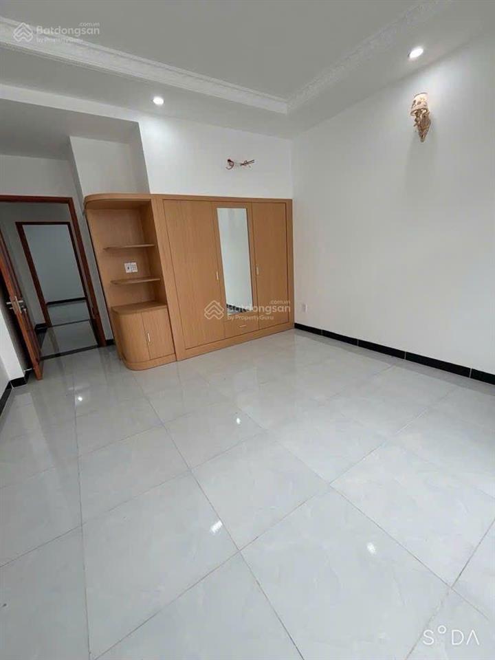 Bán nhà đẹp gần 4 xã  5 tầng  tên lửa h xe hơi (70m2) 4pn chỉ  7.3 tỷ (tl) sổ hồng riêng