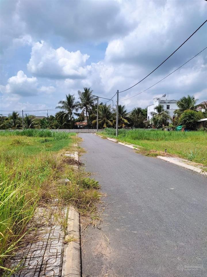 Cần bán nhanh cặp góc 2 mặt tiền 1 tỷ 4