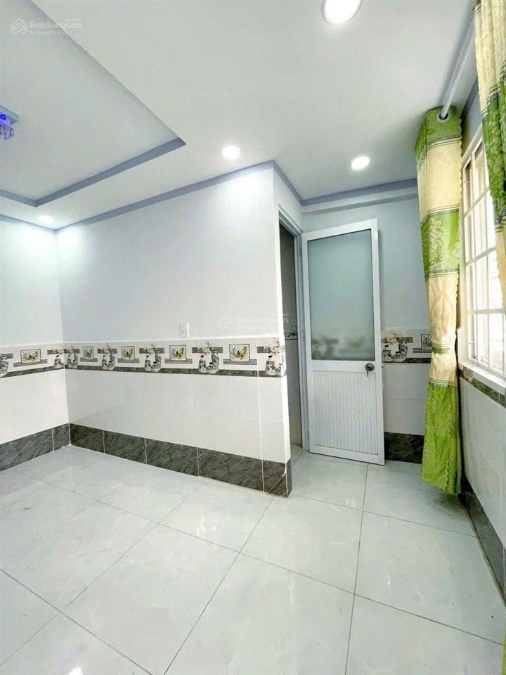 Bán nhà 2 tầng hẻm thông xe hơi thông 5m đường đồng tâm, xã trung chánh, hm, 2 tầng. 1 tỷ 100