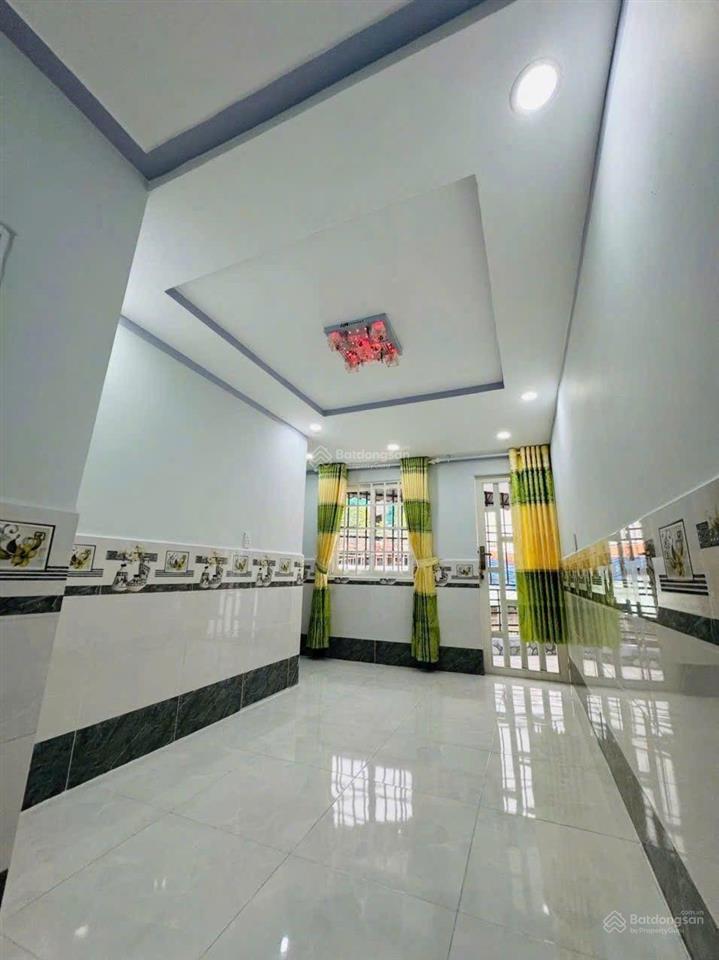 Bán nhà 2 tầng hẻm thông xe hơi thông 5m đường đồng tâm, xã trung chánh, hm, 2 tầng. 1 tỷ 100