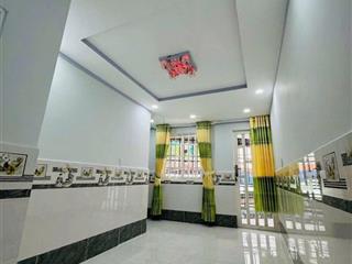 Bán nhà 2 tầng hẻm thông xe hơi thông 5m đường đồng tâm, xã trung chánh, hm, 2 tầng. 1 tỷ 100