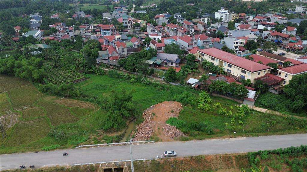 Chính chủ bán lô đất sẵn nhà vườn. diện tích đất 866,7m tại giáp lai, thanh sơn, phú thọ