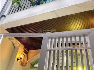 Phải nhanh  vip đống đa hoàng cầu ô tô tận cửa  5 bước ra hồ hoàng cầu học nguyễn trường tộ