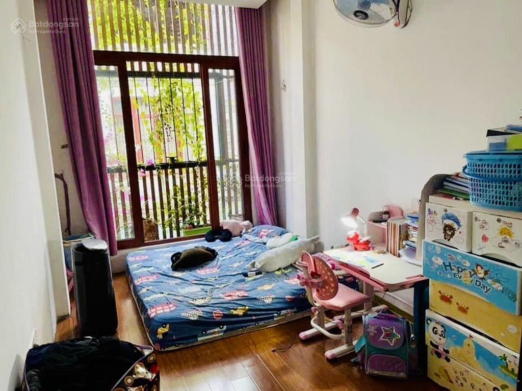 Bán nhà bạch đằng, bên chẵn, ngõ nông ba gác, diện tích 43.1m2 giá 8.2 tỷ đồng