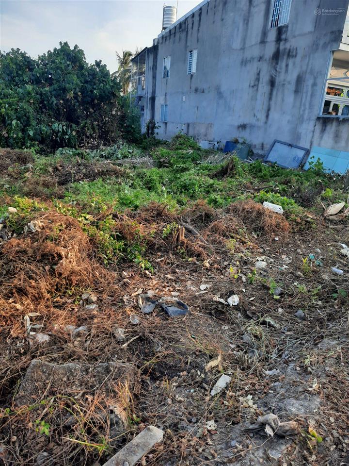 Bán đất shr có thổ cư dt gần 1000m2 đường hà duy phiên đường bê tông xe tải vào tới đất