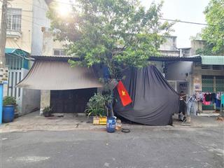 Bán dãy trọ 1 kiot và 7 phòng trọ ngay kdc gần ngã ba cửu long, dt 150m2 đường rộng 10m thông