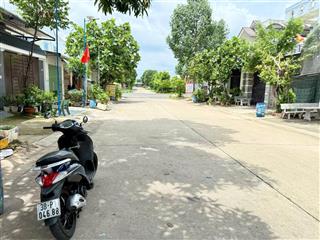 Chính chủ gửi bán lô đất mặt đường nl11 thới hoà, dt 150m2 shr nằm sát chợ mỹ phước 3 dân cư đông