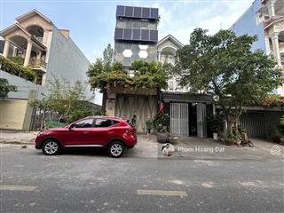 Nhà mặt tiền đẹp 5 tầng sau lưng go dĩ an, khu tthc dĩ an, 122m2, giá 9,8 tỷ tl