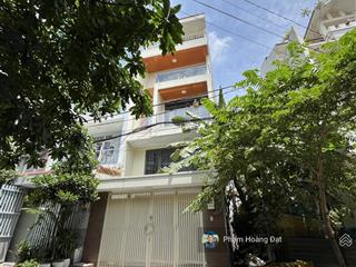 Bán nhà mặt tiền 5 tầng có thang máy khu bên sông hiệp bình chánh, thủ đức