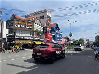 Bán nhà mặt tiền kinh doanh tthc dĩ an, 121m2, 4 tầng, ngang 6m